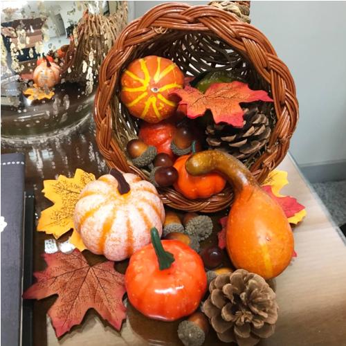 50pcs Thanksgiving Artificial Pumpkins Maple Leaf Pine Cone Ornament Autumn Wedding Home Decor DIY Crafts Halloween Decorations