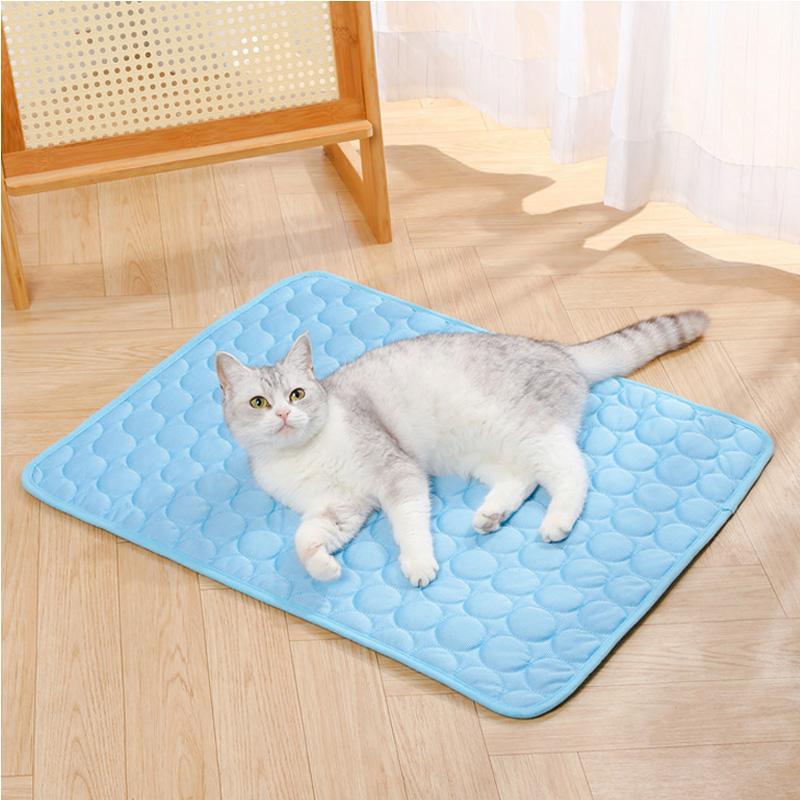 Pet Dog Cooling Bed Mat Iced Rug Summer Extra Large Durable Pad for Small Big Dogs and Cats Puppy Blanket Washable Accessories